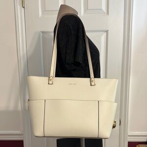 Anne Klein Cream Textured Tote Bag With Matching Crossbody
